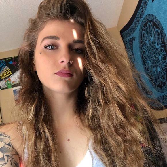 Meet your Posher, Myah - Picture 1 of 1